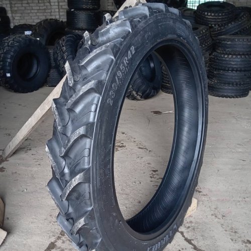 Шины (аналог 9.5R42) 230/95R42 DEFENDER 133D TL TIANLI